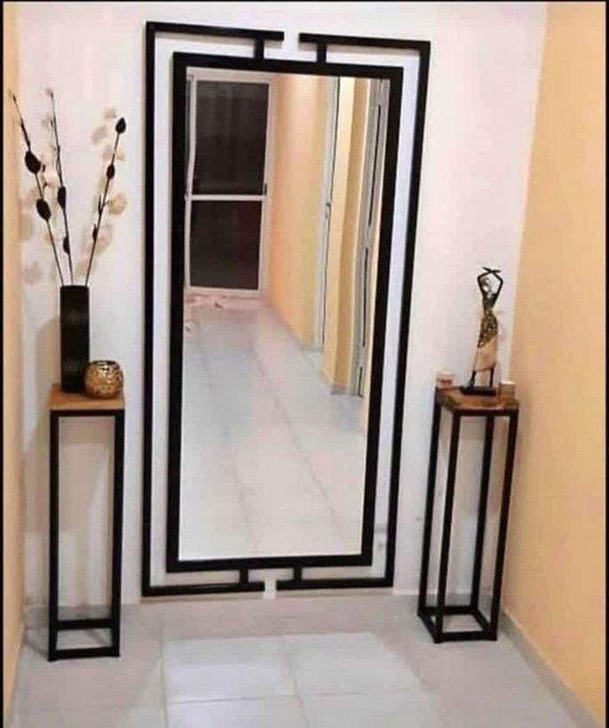 ایینه مدرن فلزی قدی بدون آیینه E121