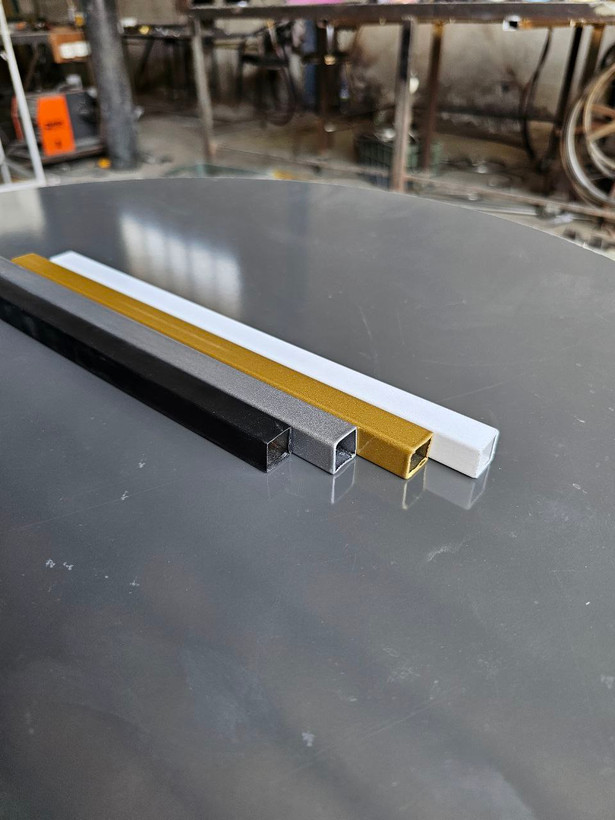 تابلو دیواری فلزی زیبا و لاکچری T162