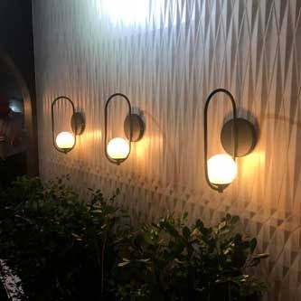 دیوارکوب مدرن شیک فلزی تک شعله حبابی D115