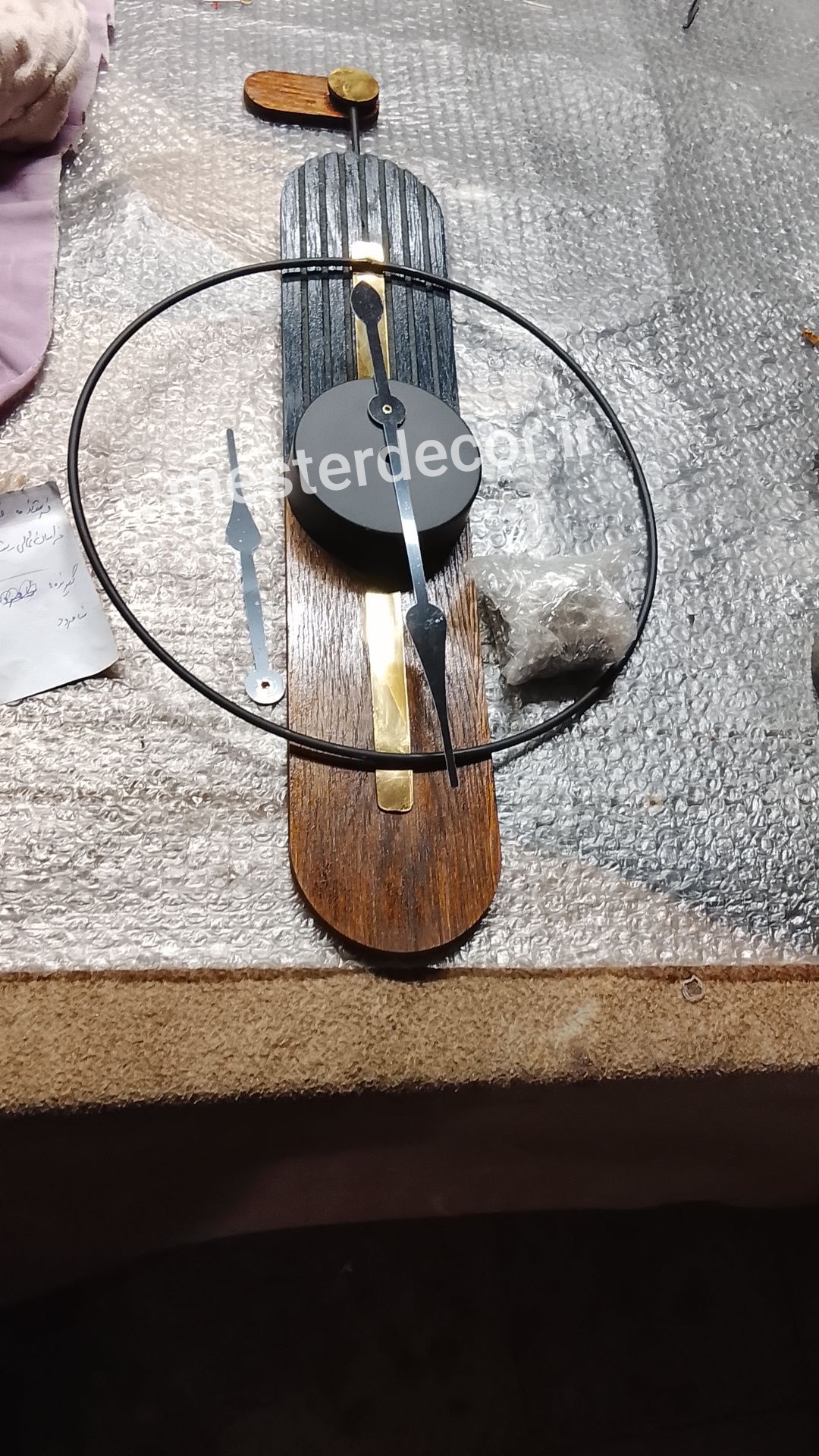 ساعت دیواری مدرن تلفیقی فلز و چوب مینیمال زیبا H535